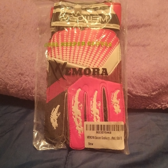 Soccer Goalkeepers Gloves - Picture 5 of 6